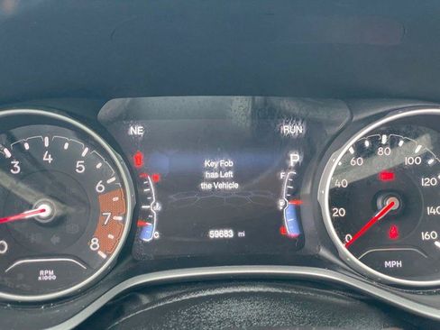 Used 2019 Jeep Compass Latitude w/ Popular Equipment Group AWD/4WD image 18