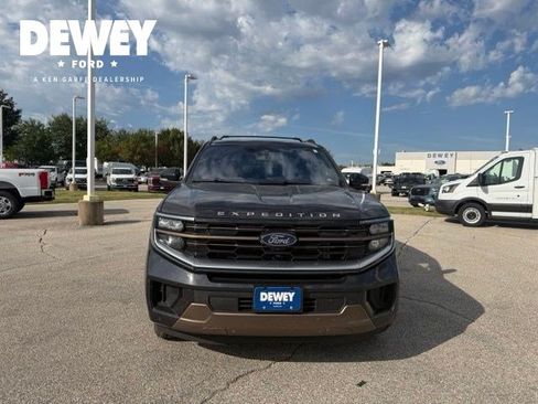 Used 2025 Ford Expedition Max King Ranch AWD/4WD image 3