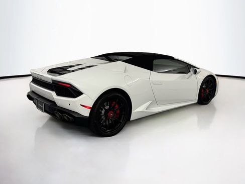 Used 2019 Lamborghini Huracan LP 580-2 image 34
