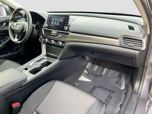 Used 2021 Honda Accord Hybrid image 26