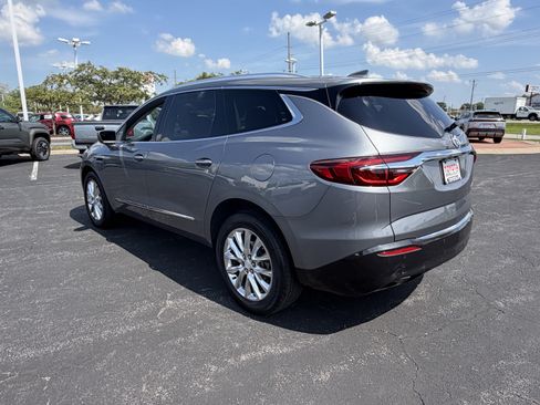 Used 2019 Buick Enclave Premium w/ Experience Buick Package AWD/4WD image 7