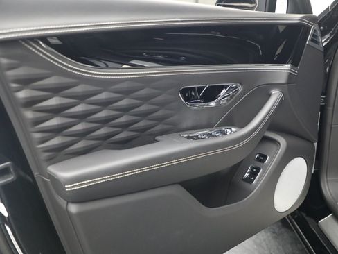 Certified 2022 Bentley Flying Spur W12 AWD/4WD image 18