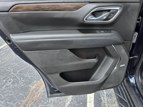 Used 2021 Chevrolet Tahoe LT AWD/4WD image 35
