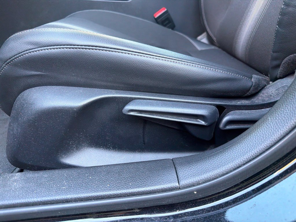 Used 2025 Honda Civic Sport image 15