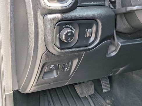 Used 2021 RAM 1500 Big Horn AWD/4WD image 15