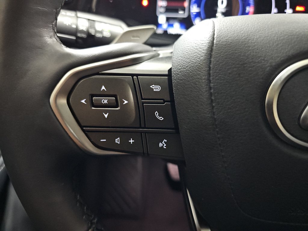 Used 2025 Lexus NX 250 FWD w/ Cold Area Package image 19