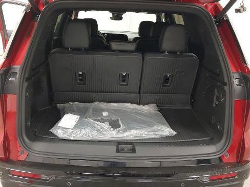 New 2026 Chevrolet Traverse High Country w/ LPO, Floor Liner Package image 27