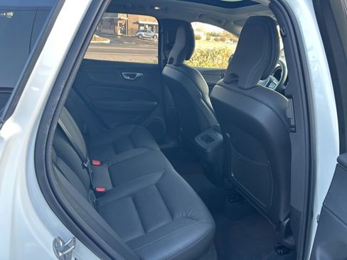 Certified 2025 Volvo XC60 B5 Plus image 13