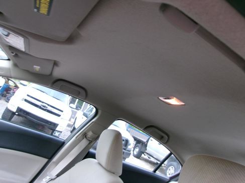 Used 2012 Honda Civic LX image 14