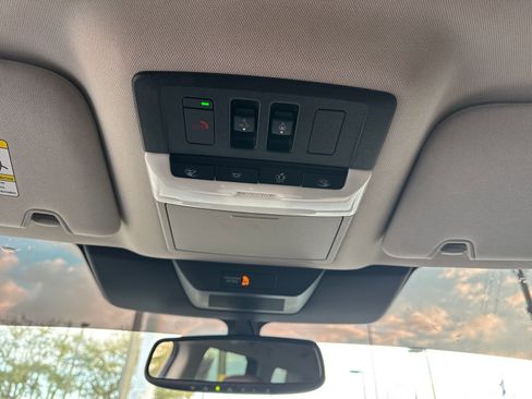 Used 2022 Nissan Pathfinder Platinum w/ Cargo Package image 25