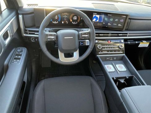 New 2026 Hyundai Santa Fe SE image 10