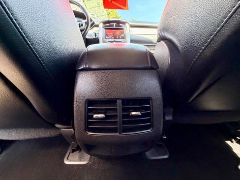 Used 2013 Ford Edge SEL AWD/4WD image 24