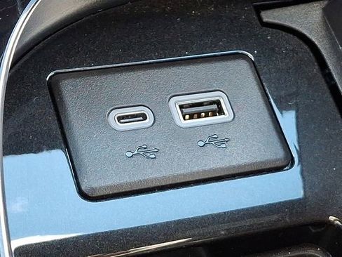 Certified 2024 Cadillac Escalade V w/ Heavy-Duty Trailer Package image 21