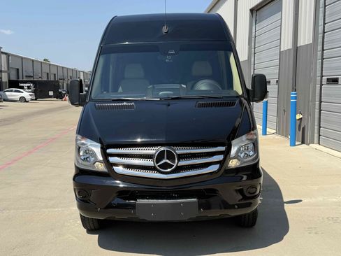 Used 2017 Mercedes-Benz Sprinter 3500 image 25