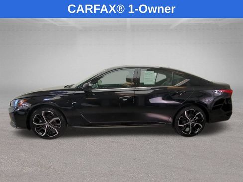 Used 2024 Nissan Altima 2.5 SR FWD image 3