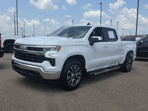 Used 2024 Chevrolet Silverado 1500 LT AWD/4WD image 1