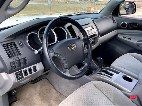 Used 2008 Toyota Tacoma PreRunner image 16