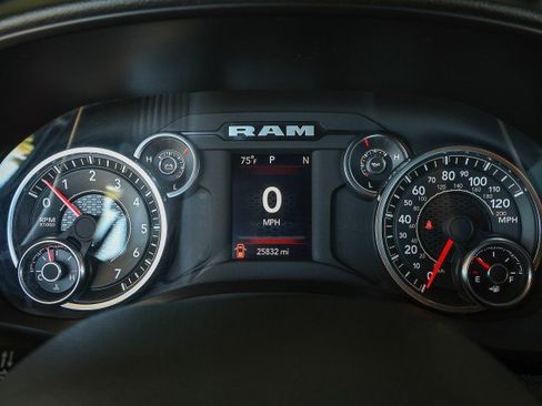 Used 2023 RAM 1500 Big Horn AWD/4WD image 23