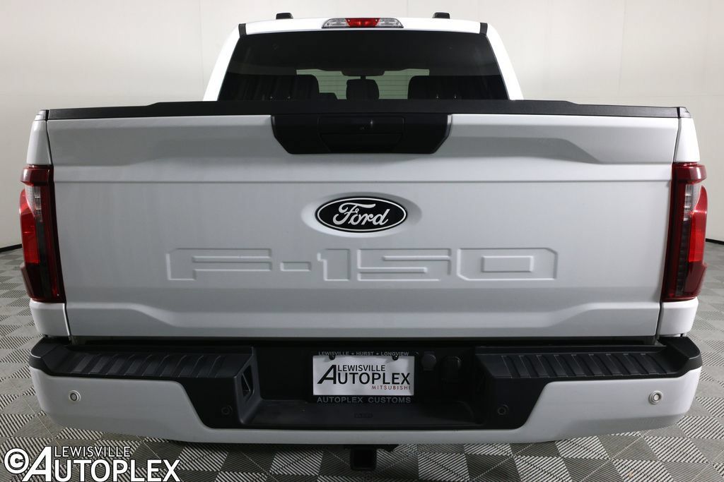 Used 2025 Ford F150 XLT w/ Equipment Group 301A Standard AWD/4WD image 6