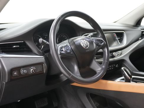 Used 2018 Buick Enclave Essence w/ Trailering Package image 9