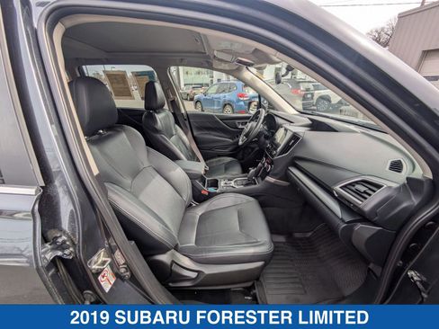 Used 2019 Subaru Forester Limited image 37