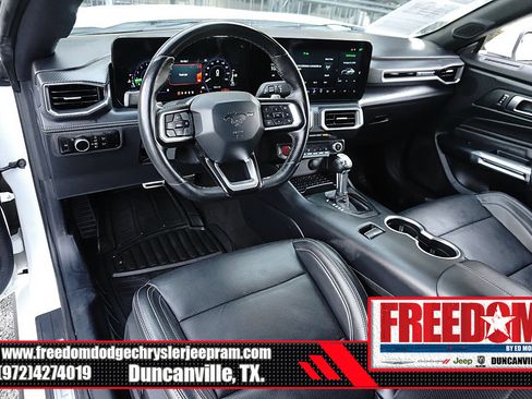 Used 2024 Ford Mustang GT Premium RWD image 10