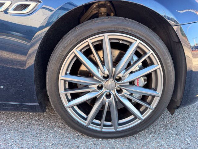 Used 2019 Maserati Quattroporte GTS GranLusso RWD image 20