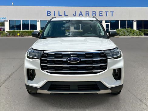 New 2026 Ford Explorer Active w/ Active Comfort Package RWD image 2