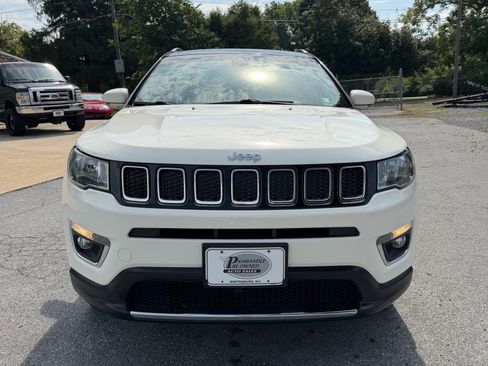 Used 2018 Jeep Compass Limited w/ Navigation Group AWD/4WD image 2