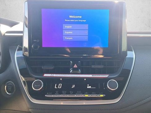 Certified 2025 Toyota Corolla SE image 12