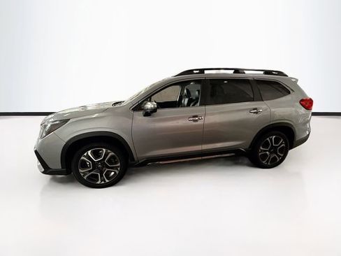 Used 2023 Subaru Ascent Touring AWD/4WD image 9