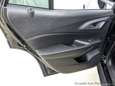 Used 2025 Chevrolet Trax LT w/ Driver Confidence Package image 19