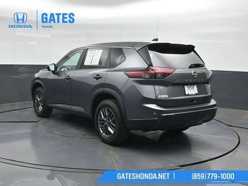 Used 2024 Nissan Rogue S AWD/4WD image 8