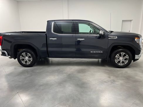 Used 2025 GMC Sierra 1500 SLT image 8