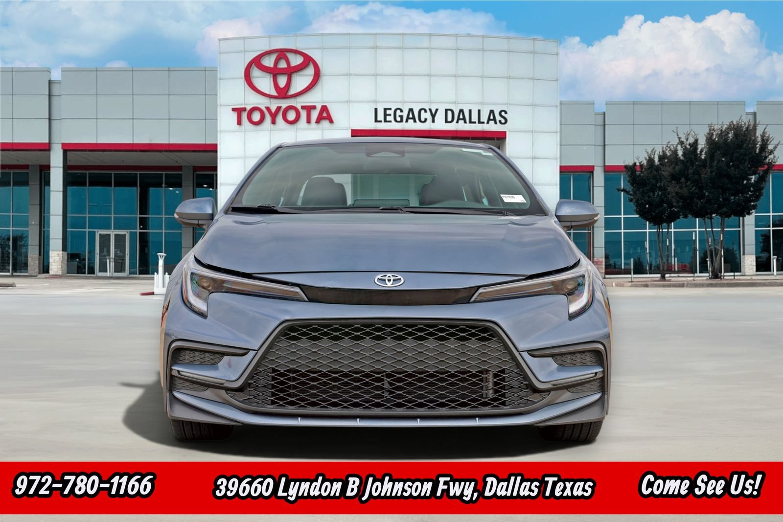 Used 2025 Toyota Corolla SE FWD image 4