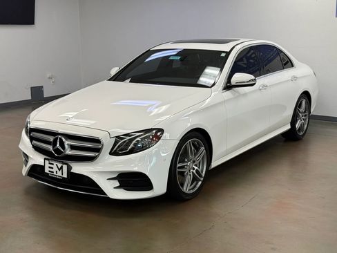 Used 2017 Mercedes-Benz E 300 E 300 Sedan 4D image 4