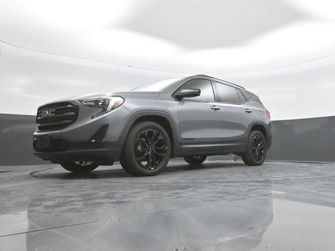 Used 2021 GMC Terrain SLE w/ Driver Convenience Package AWD/4WD image 36