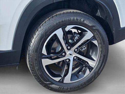 Used 2024 Chevrolet Trax RS w/ Driver Confidence Package image 21