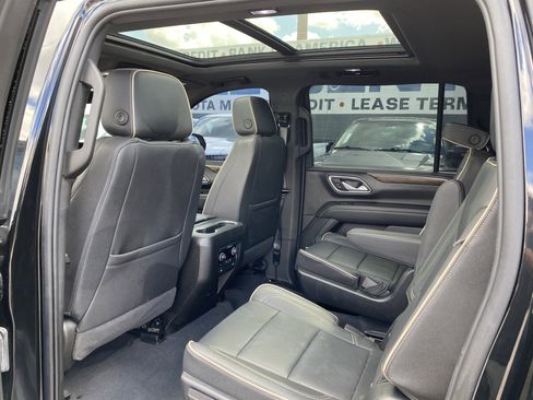 Used 2022 Chevrolet Suburban Premier w/ Max Trailering Package RWD image 17