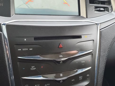 Used 2014 Lincoln MKS AWD w/ Equipment Group 201A image 22