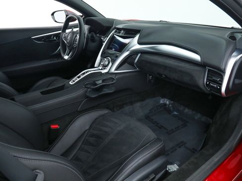 Used 2017 Acura NSX image 14