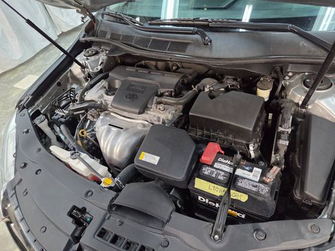 Used 2015 Toyota Camry SE image 7