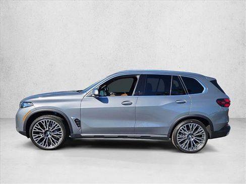 New 2026 BMW X5 sDrive40i RWD image 5