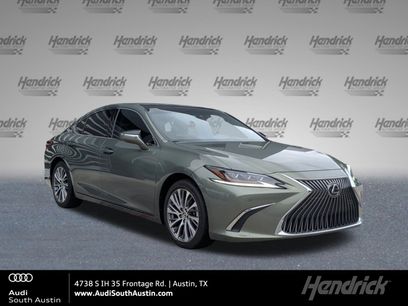 Used 2019 Lexus ES 350 w/ Luxury Package