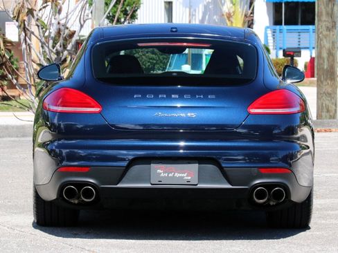Used 2016 Porsche Panamera 4S w/ Premium Package Plus image 9