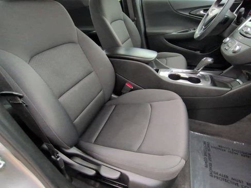 Used 2020 Chevrolet Malibu LS w/ Driver Confidence Package image 21