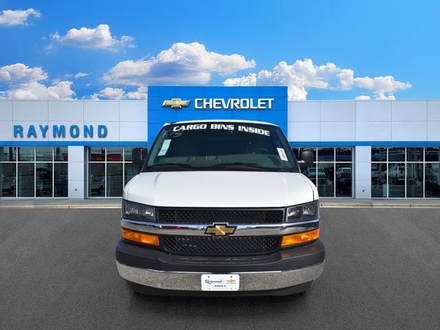 New 2026 Chevrolet Express 2500 w/ Driver Convenience Package RWD image 9