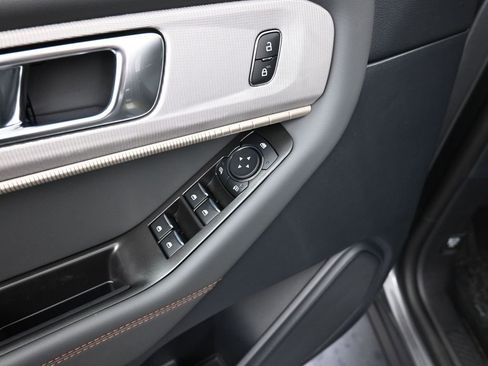 New 2025 Ford Explorer Active w/ Active Comfort Package image 20