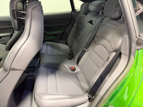 Used 2023 Porsche Taycan 4S w/ Performance Package image 30