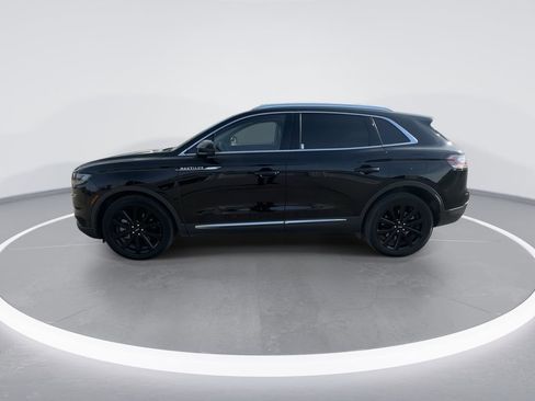 Used 2023 Lincoln Nautilus Reserve w/ Monochromatic Package image 5